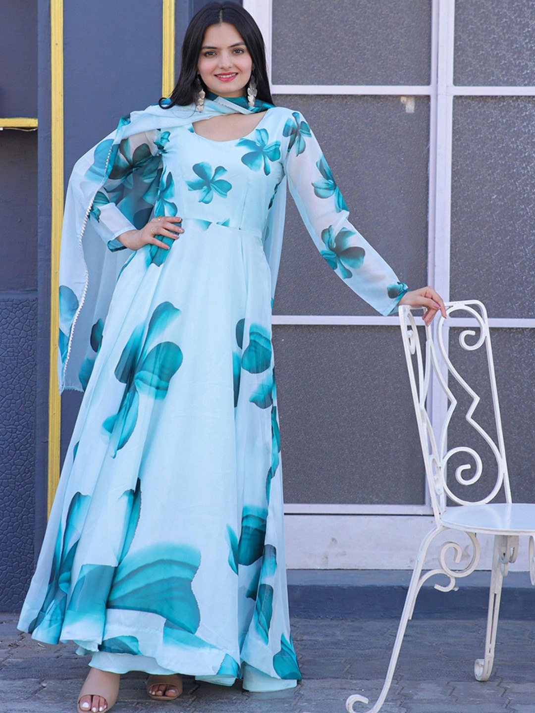 

Femvy Women Floral Printed Maxi Dress With Dupatta, Blue