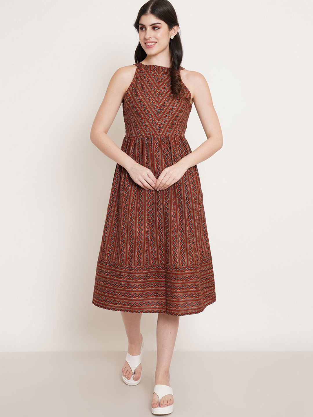 

JAPER KURTI Women Print Halter Neck A-Line Dress, Maroon