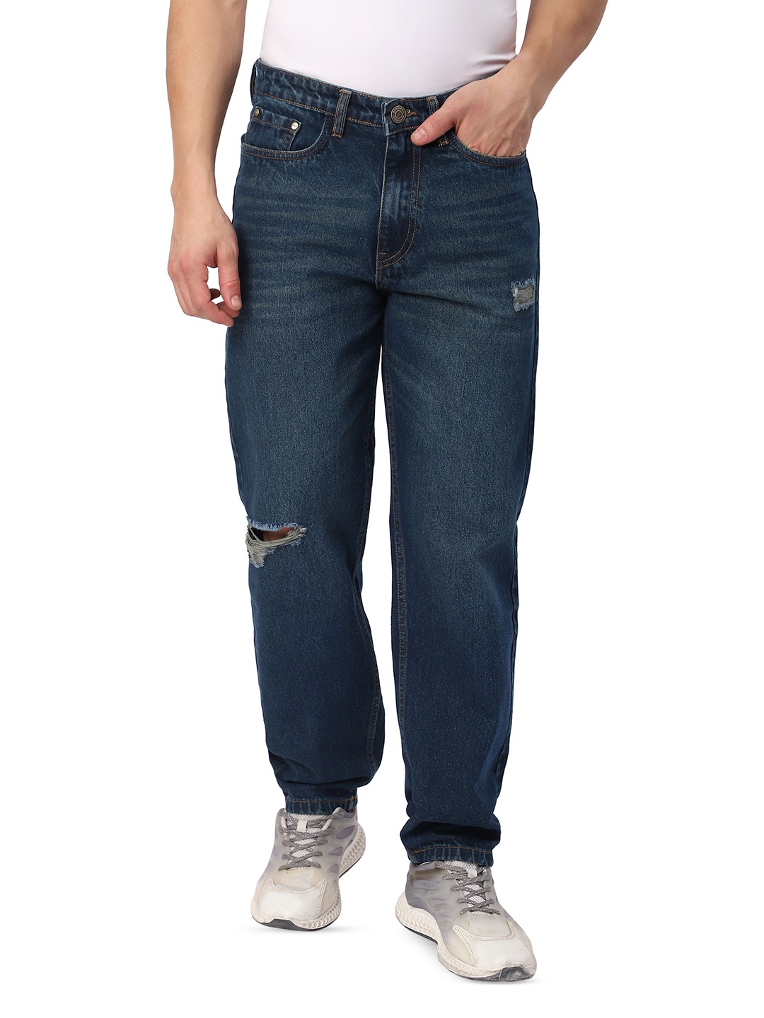 

Beyoung Men Low Distress Light Fade Stretchable Jeans, Blue
