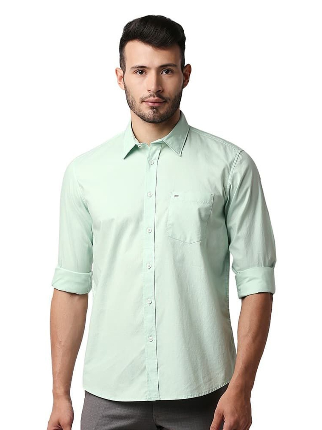 

Basics Men Relaxed Fit Spread Collar Solid Cotton Casual Shirt, Green