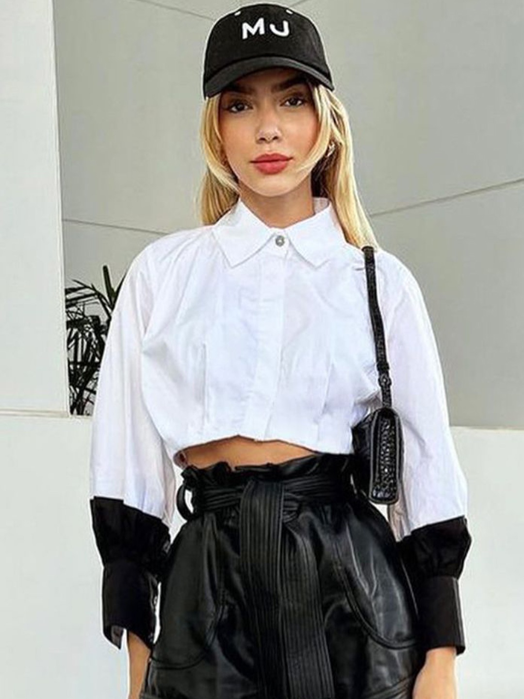

StyleCast Women Relaxed Fit Spread Collar Solid Casual Shirt, White