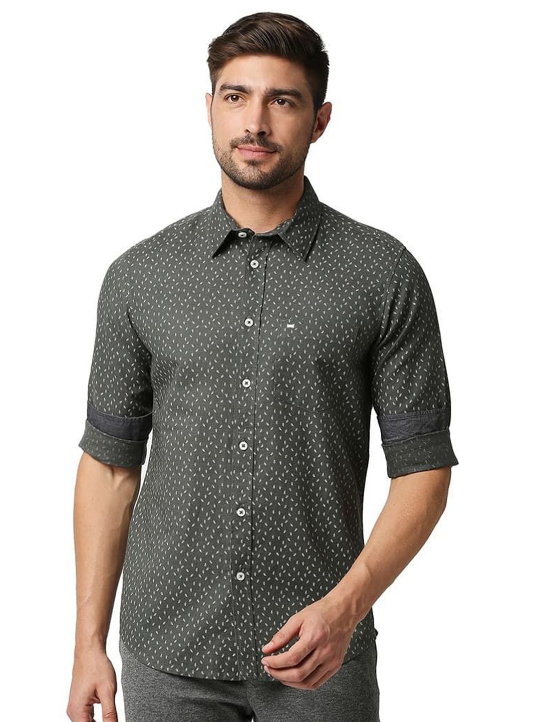 

Basics Men Relaxed Fit Spread Collar Floral Printed Cotton Casual Shirt, Grey