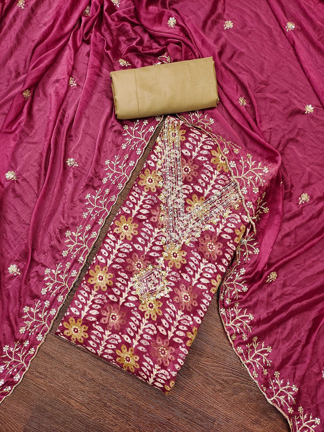 

HERE&NOW Floral Embellished Unstitched Dress Material, Pink