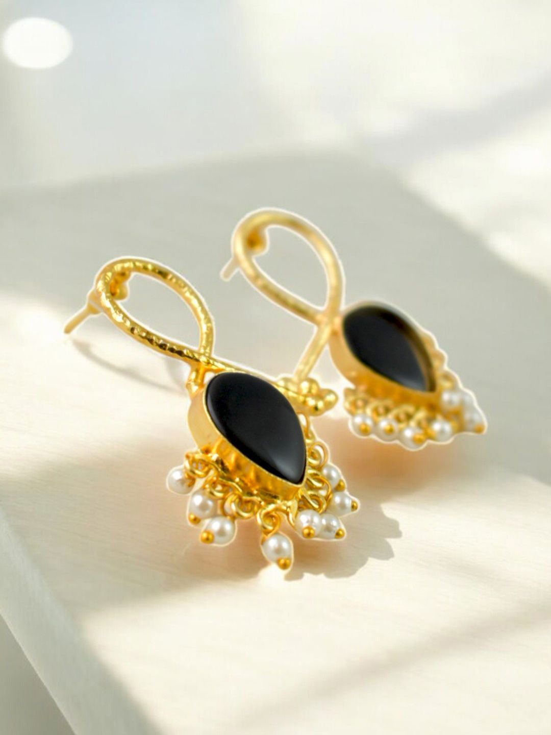 

TISHUL JEWELS Gold-Plated Stones Studded And Beaded Contemporary Shaped Drop Earrings