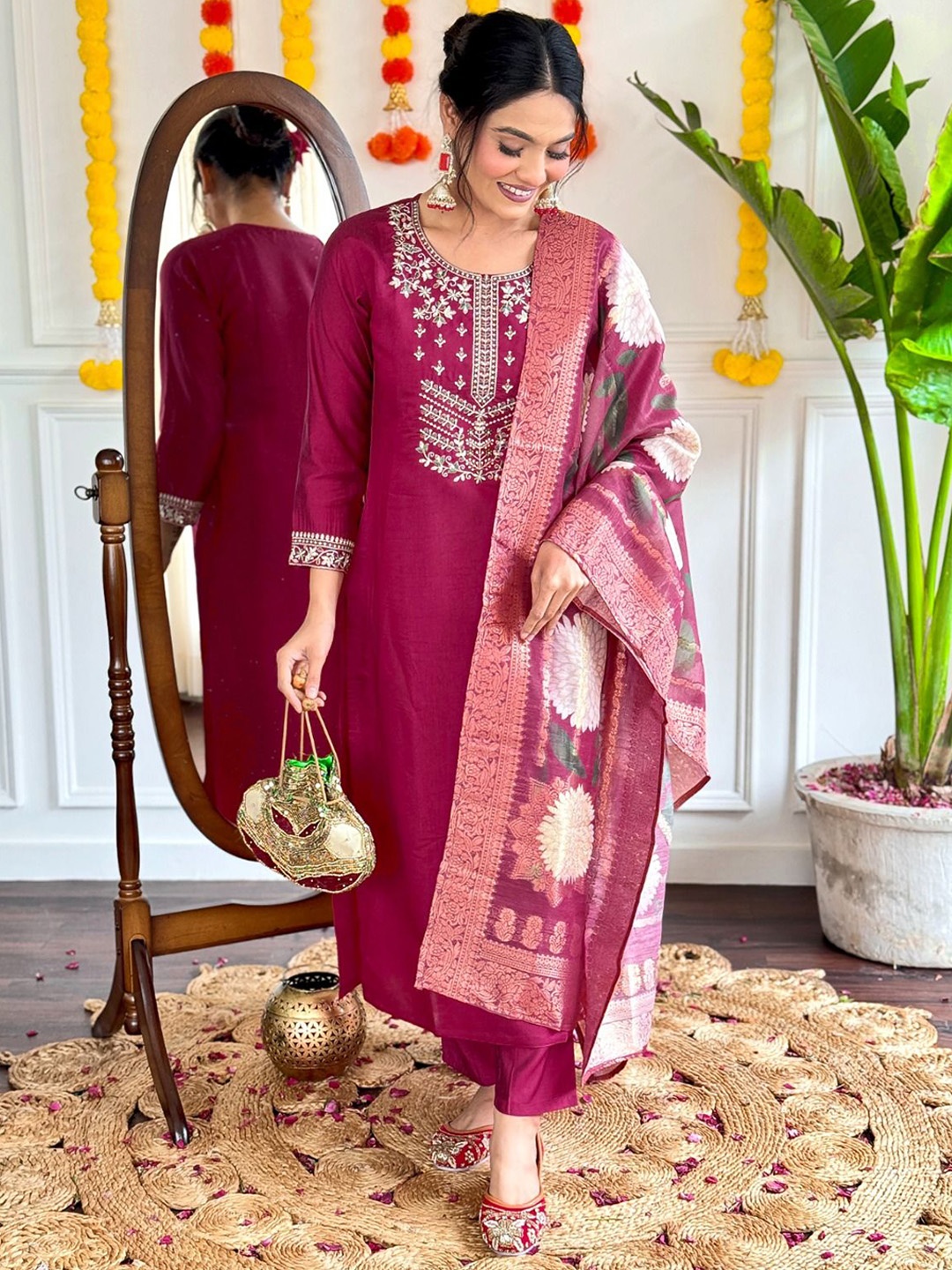 

KALINI Women Floral Yoke Design Regular Thread Work Chanderi Cotton Kurta with Trousers & With Dupatta, Maroon