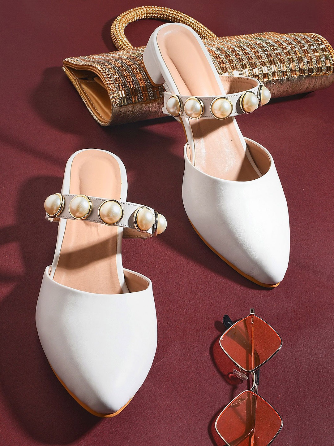 

Looper Women Pearl Embellished Short Mule Heels, White