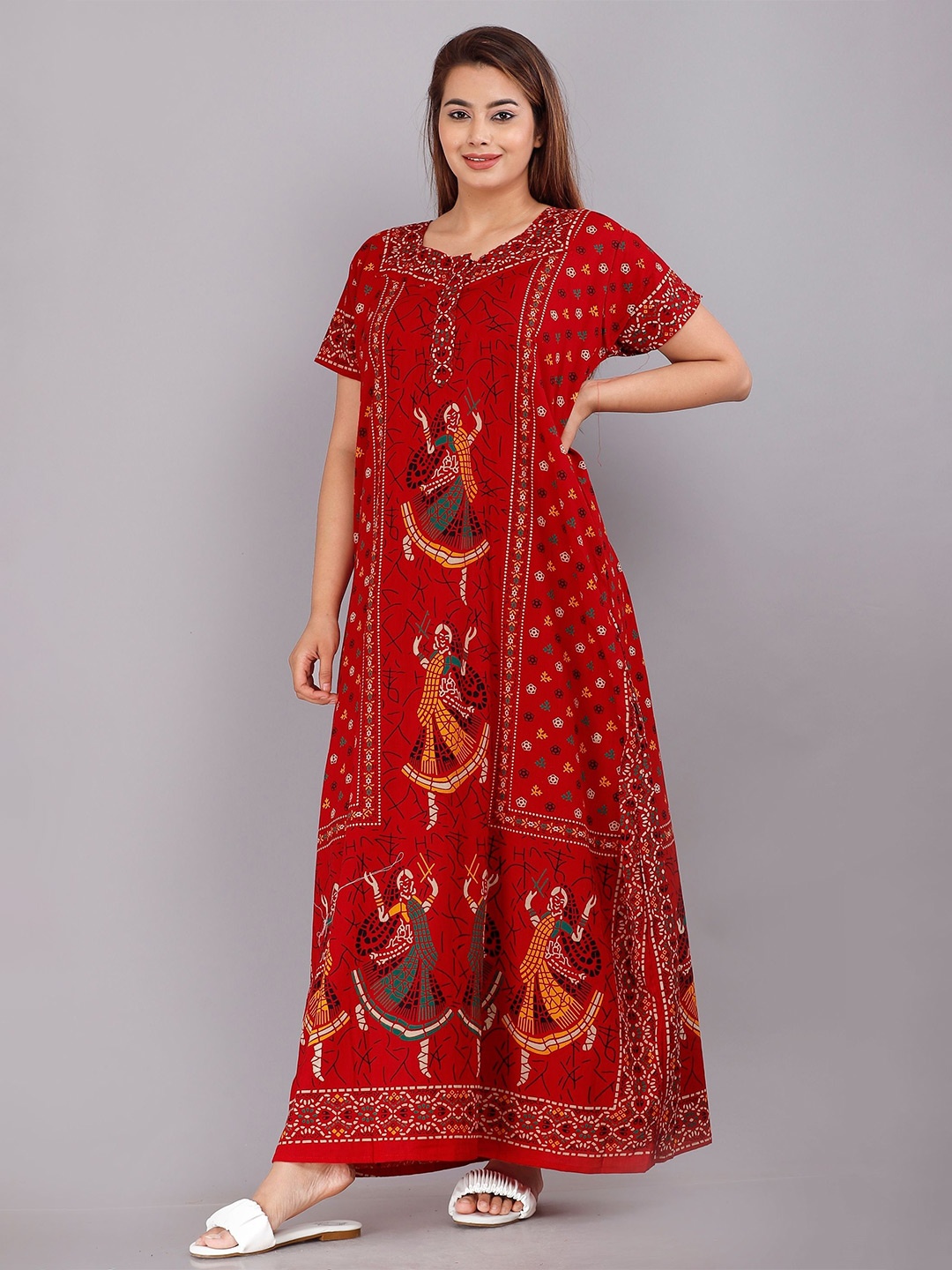 

PR PINK ROYAL Women Printed Maxi Nightdress, Red