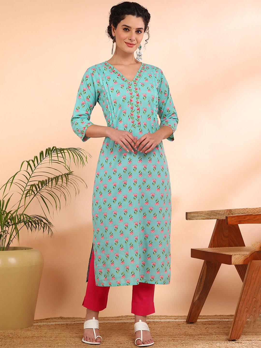 

Maaesa Women Floral Printed Pure Cotton Straight Kurta, Blue