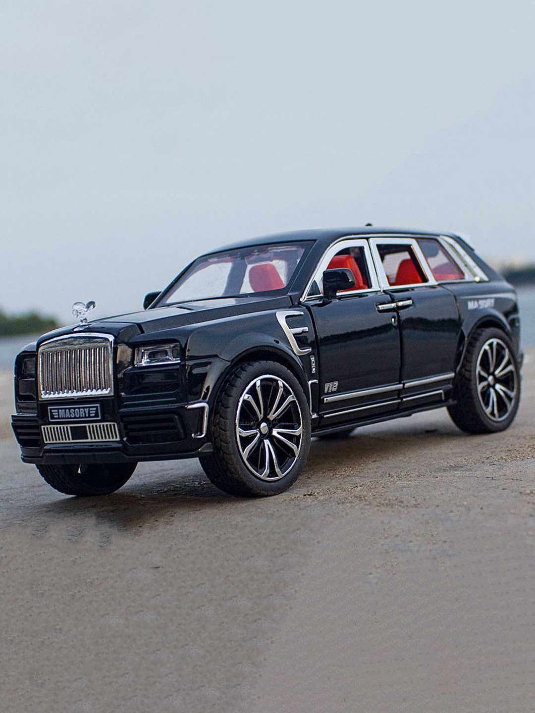 

UKAXA Kids 132 Die Cast Metal Model R R Masory Toy Car Pullback Openable Door Sound, Black