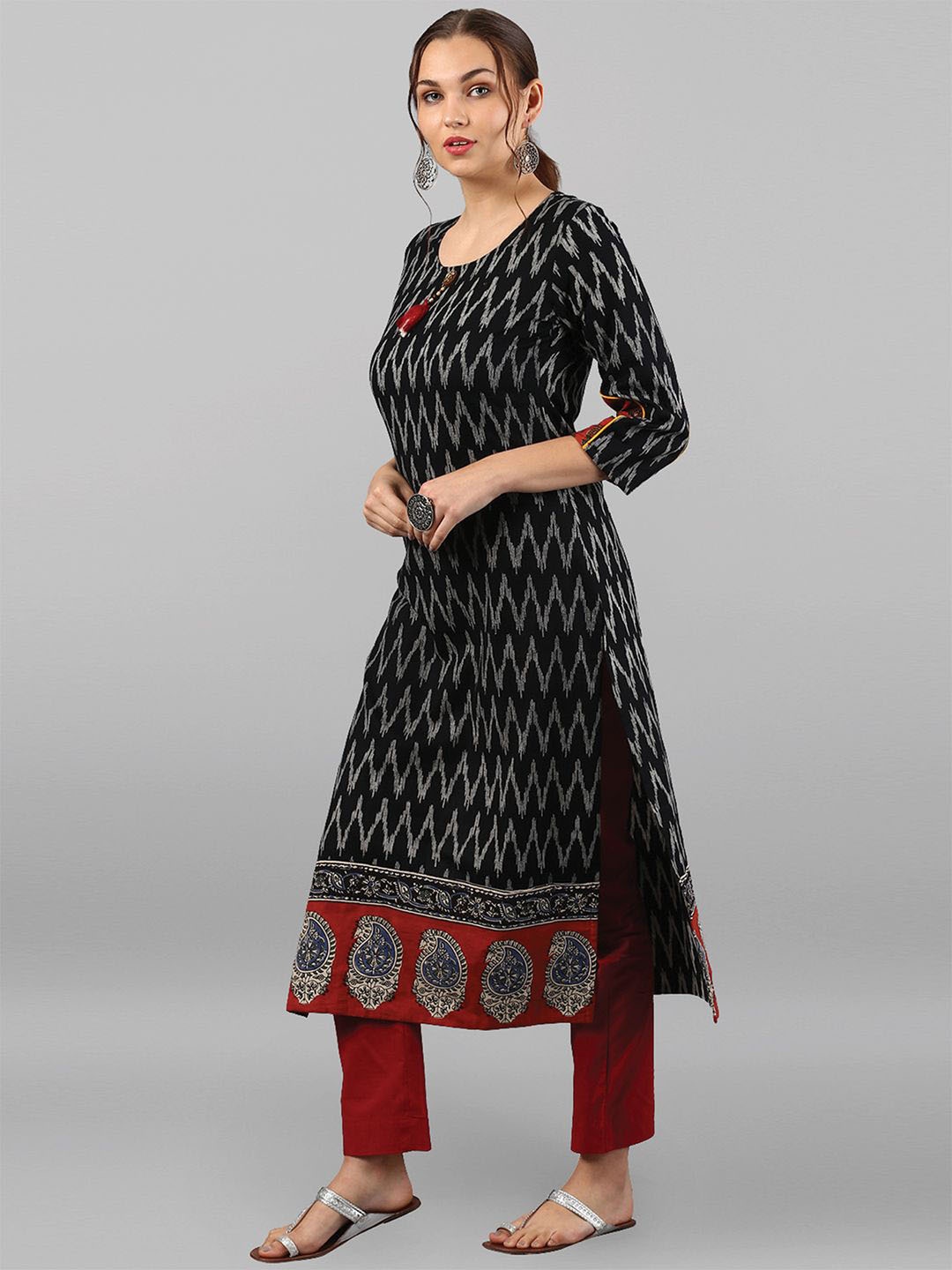 

KALINI Chevron Printed Pure Cotton Straight Kurta, Black