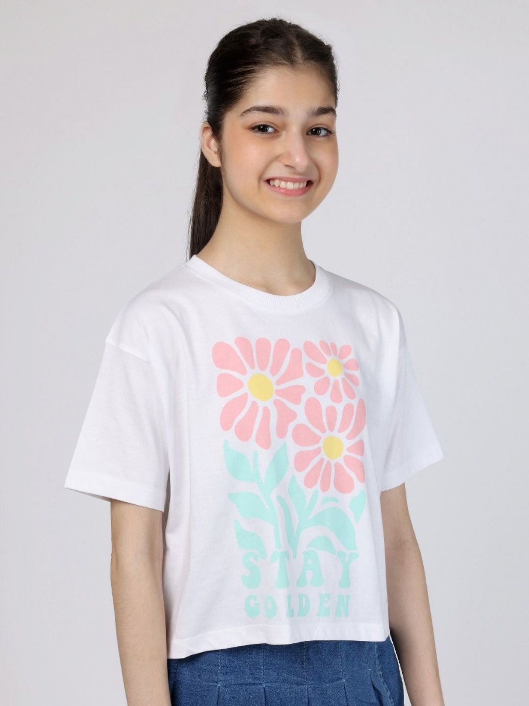 

Wakai Girls Floral Printed Round Neck Cotton T-shirt, White