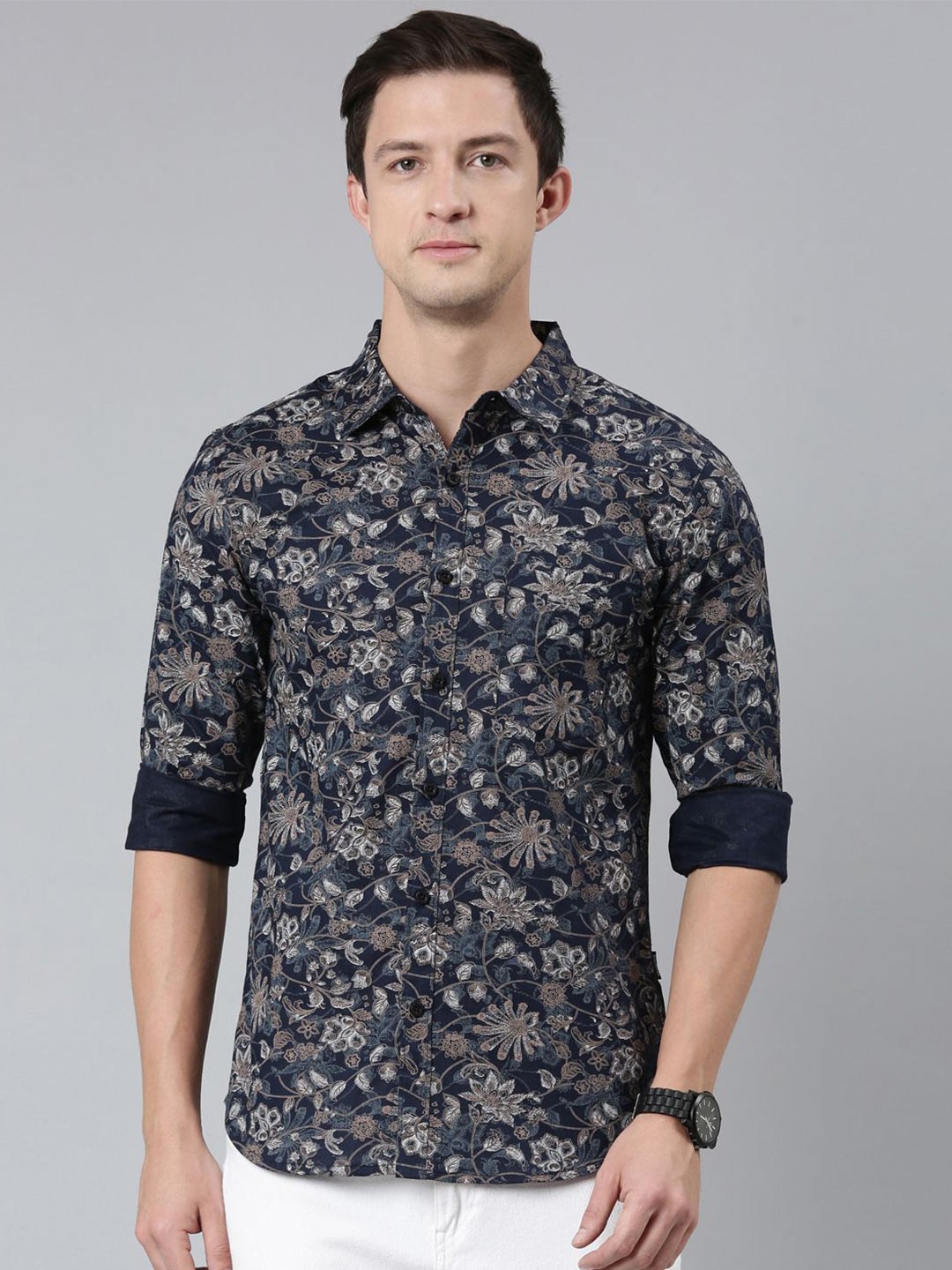 

Provogue Men Spread Collar Floral Printed Cotton Casual Shirt, Navy blue