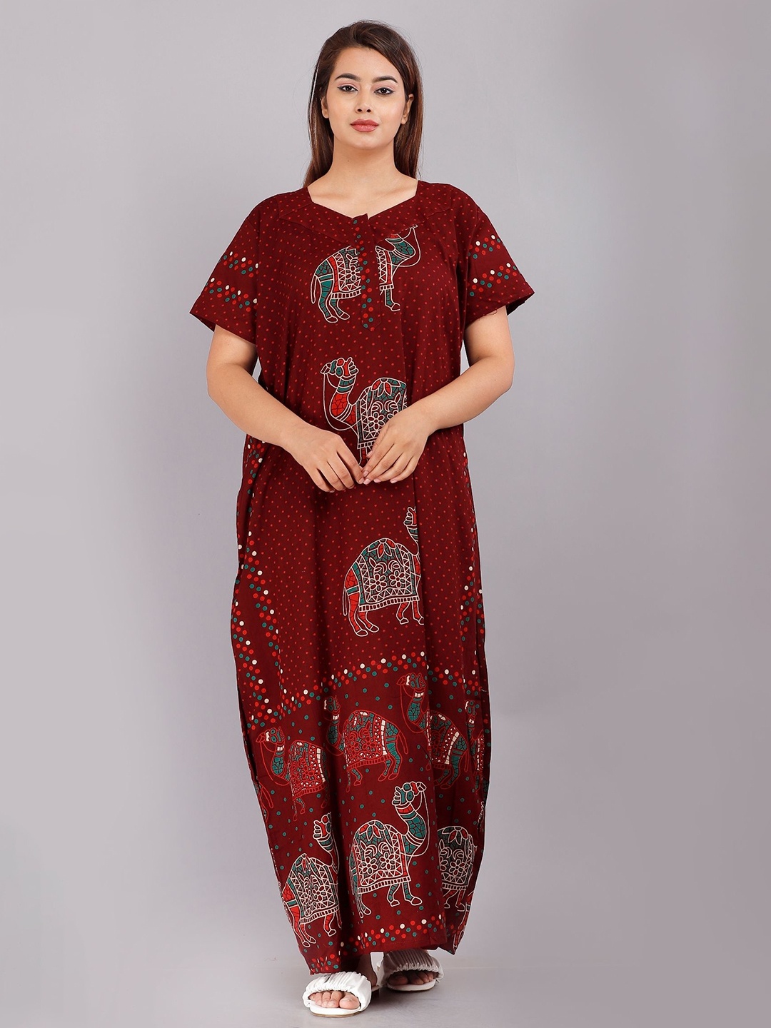 

PR PINK ROYAL Women Printed Pure Cotton Maxi Nightdress, Maroon