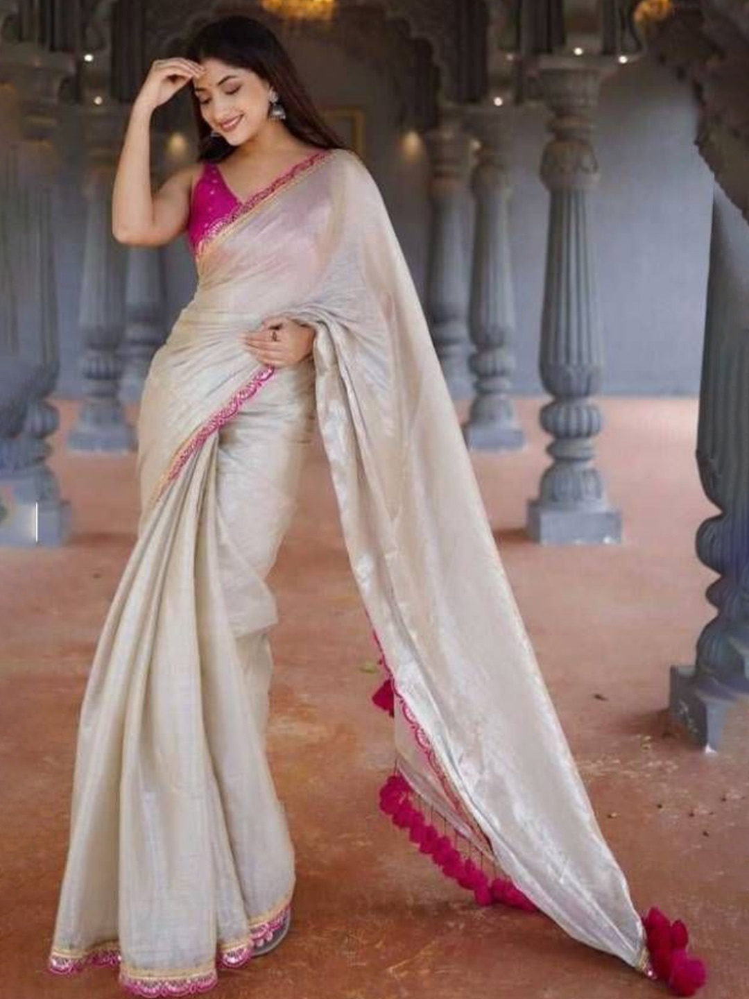 

Sanwariya Silk Embroidered Tissue Maheshwari Saree, Beige