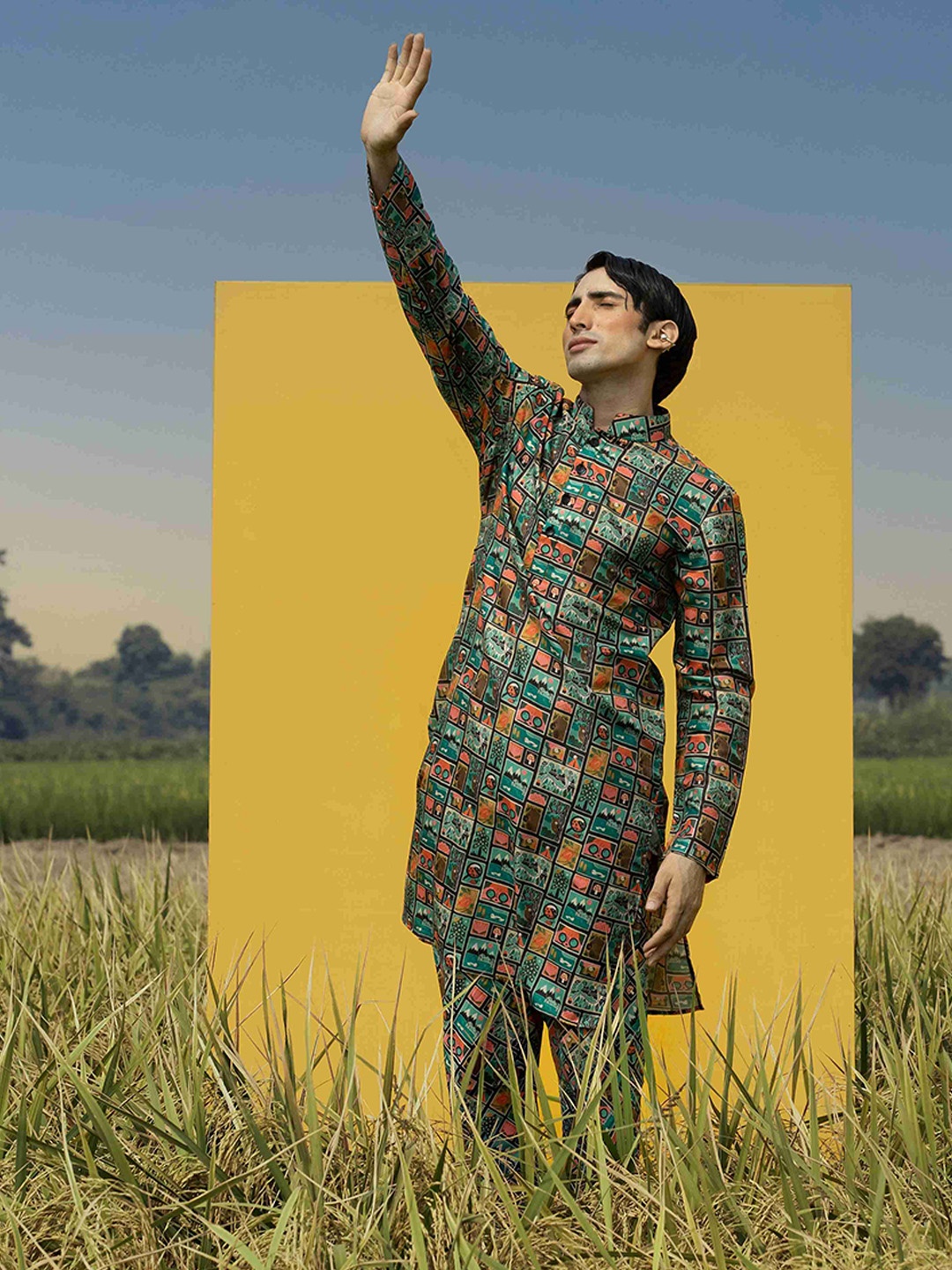 

Eleven Brothers Floral Printed Mandarin Collar Cotton Kurta, Black