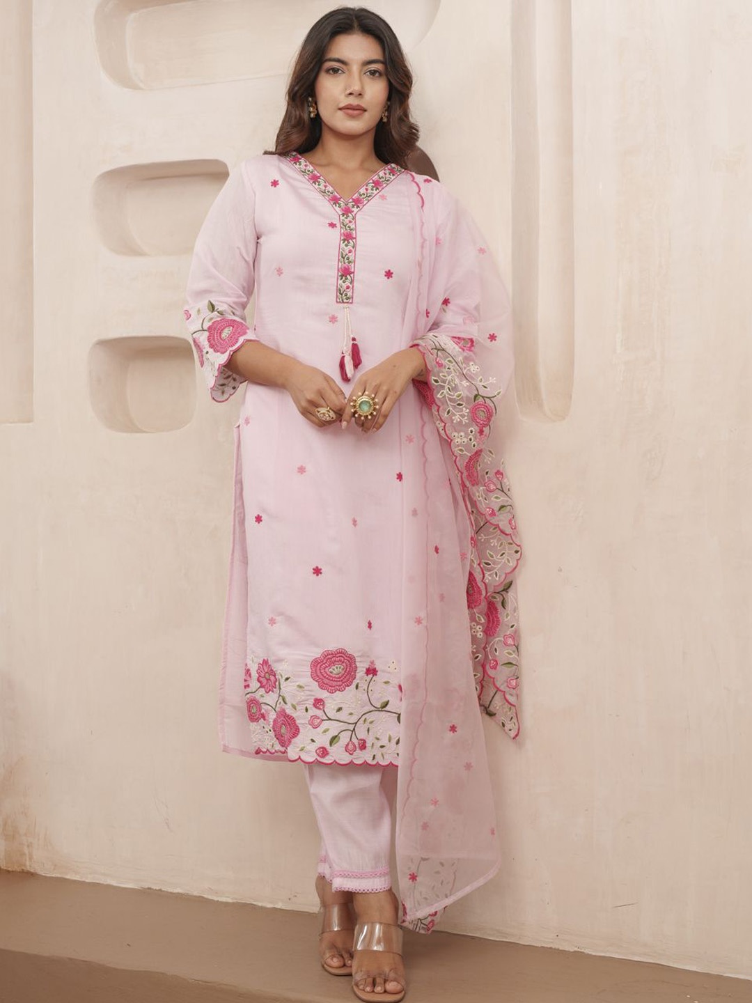 

Sangria Pink Floral Embroidered Thread Work Straight Kurta With Trousers And Dupatta
