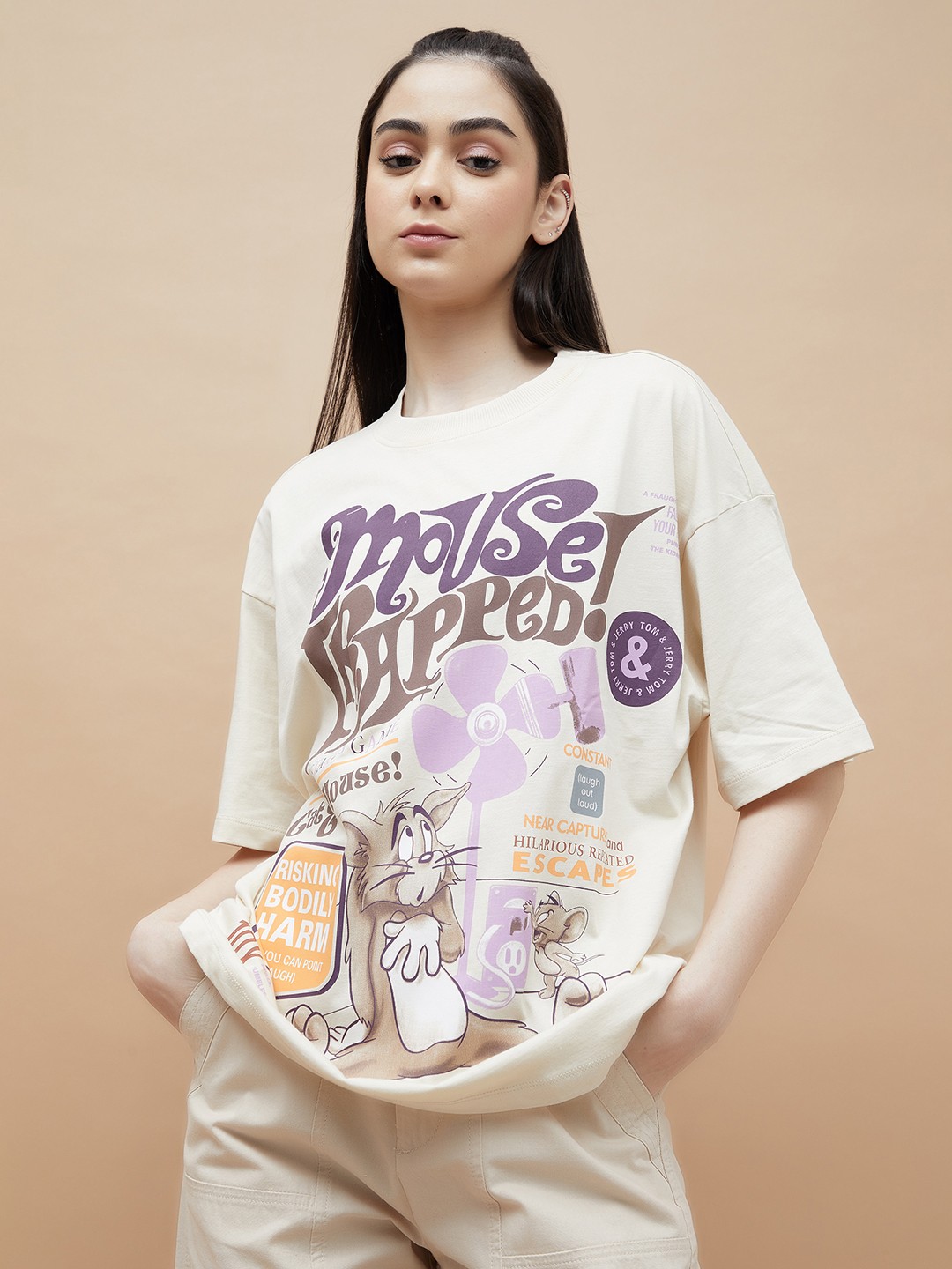 

Ginger by Lifestyle Women Tom & Jerry Printed T Shirt, Off white