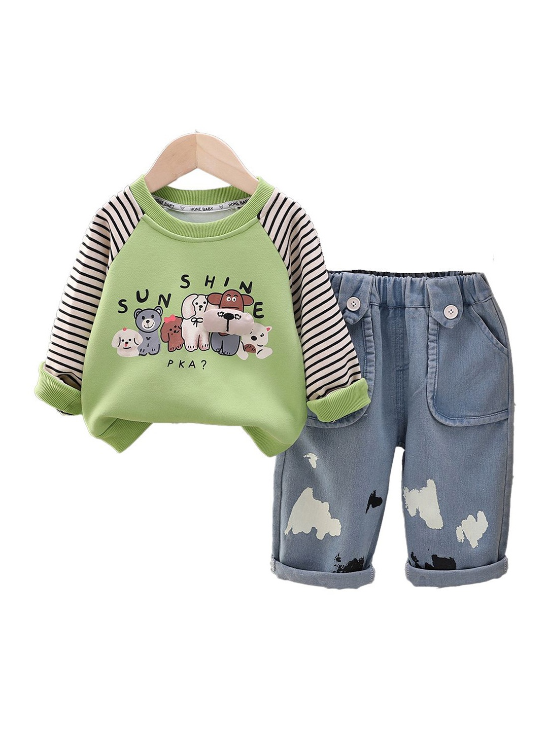 

StyleCast x Revolte Boys Printed Sweatshirt With Joggers, Green