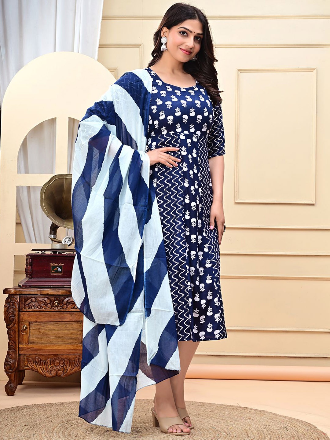 

NEKU FASHION Floral Printed Round Neck Fit & Flare Midi Dress With Dupatta, Navy blue