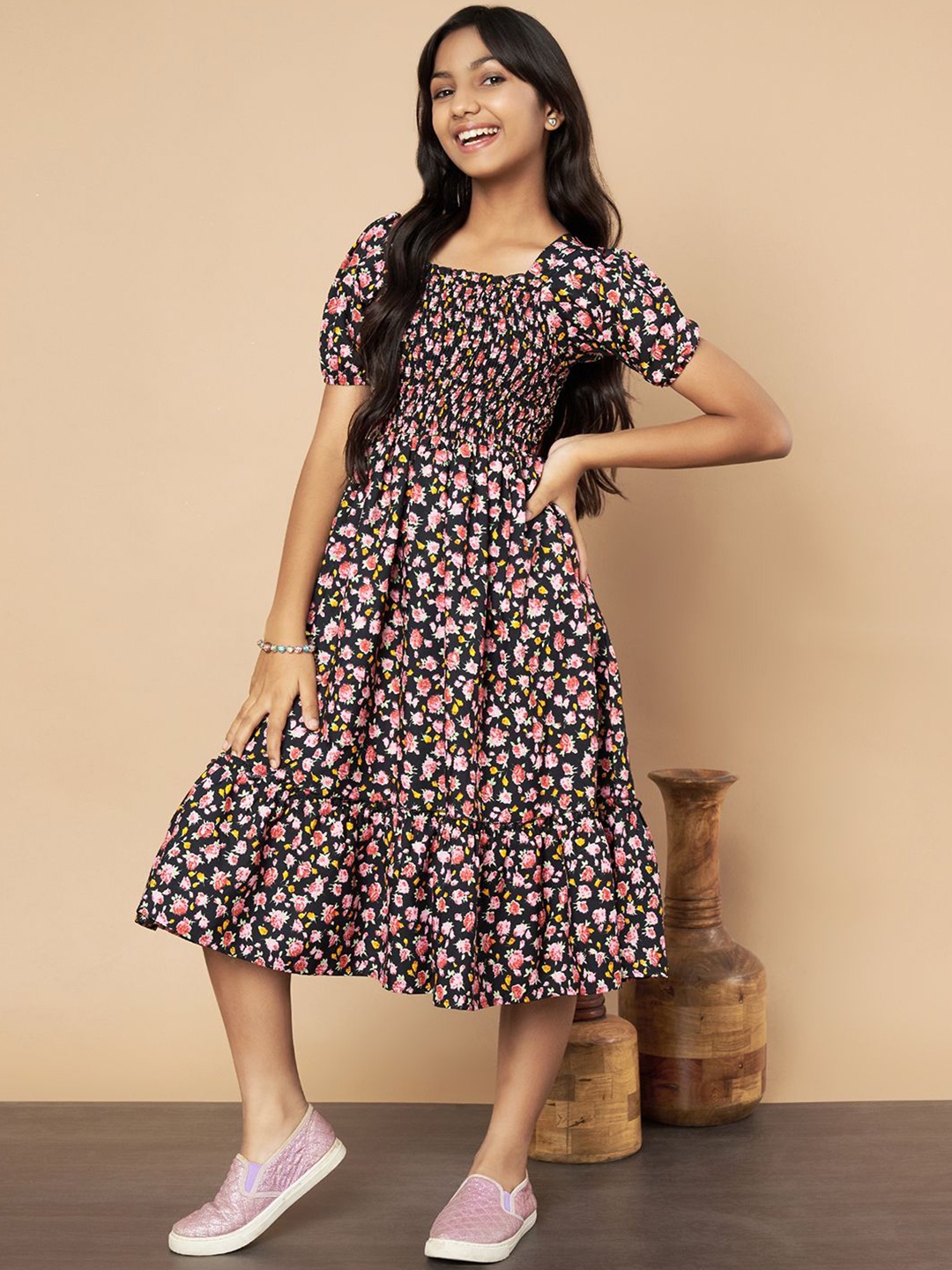 

ZWERLON Girls Floral Printed Puff Sleeve Fit and Flare Dress, Black