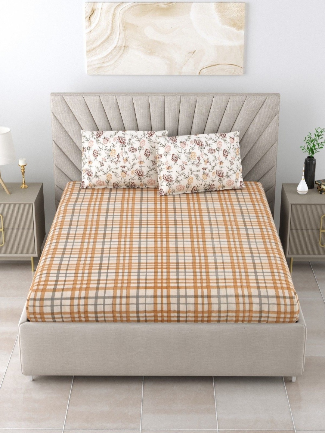 

Aura Brown & Beige Geometric 120 TC King Bedsheet with 2 Pillow Covers