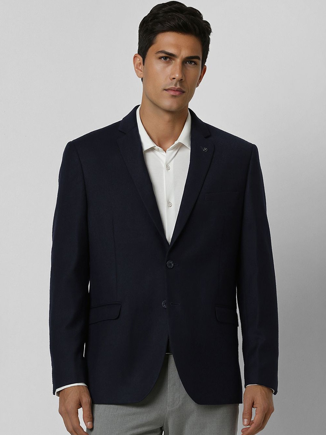 

Van Heusen Notched Lapel Long Sleeves Slim-Fit Single Breasted Pure Wool Formal Blazer, Navy blue