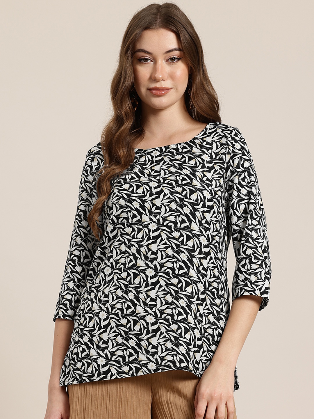 

HERE&NOW Floral Printed Kurti, Black