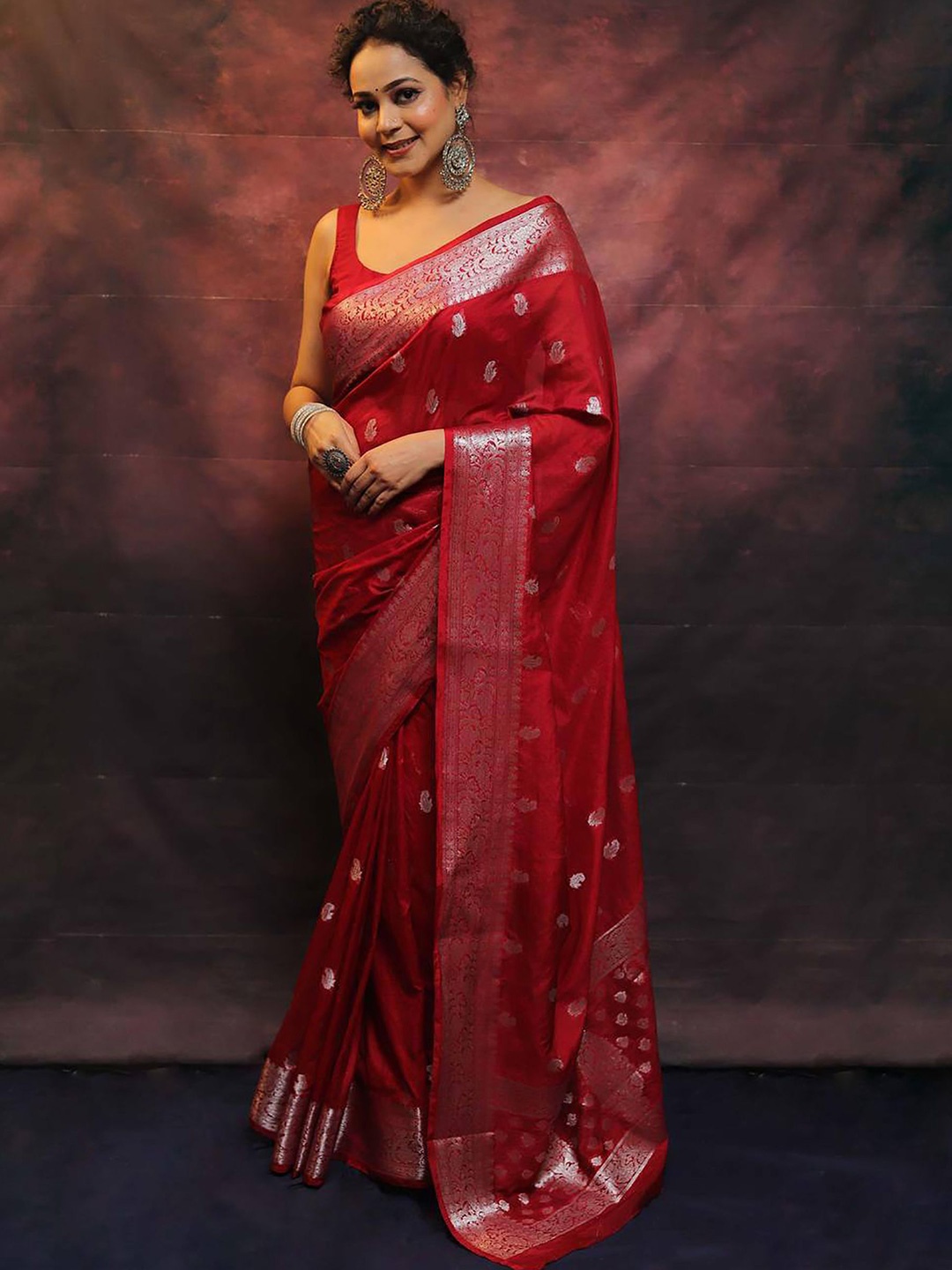 

Anjaneya Sarees Woven Design Zari Silk Blend Banarasi Saree, Red