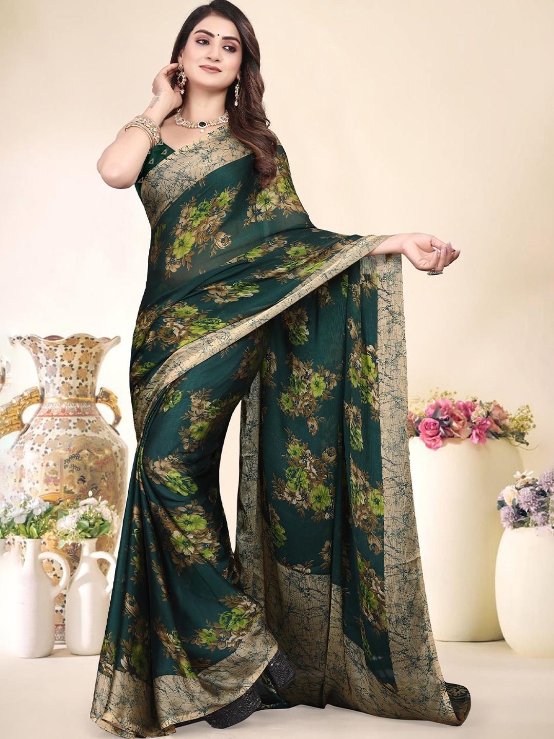 

MAGNEITTA Floral Printed Pure Chiffon Saree, Green