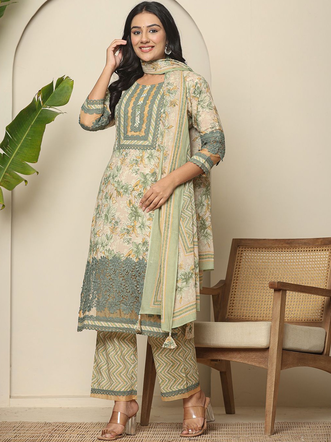 

Yufta Floral Printed Lace Patchwork Pure Cotton Straight Kurta With Trouser & Dupatta, Green