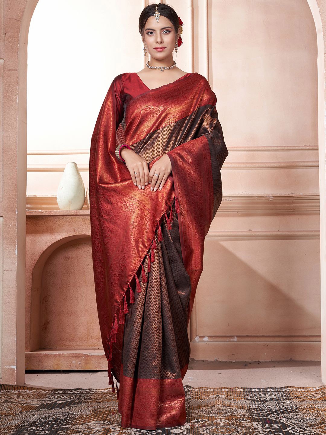 

LeeliPeeri Designer Woven Design Designer Kanjeevaram Saree, Maroon