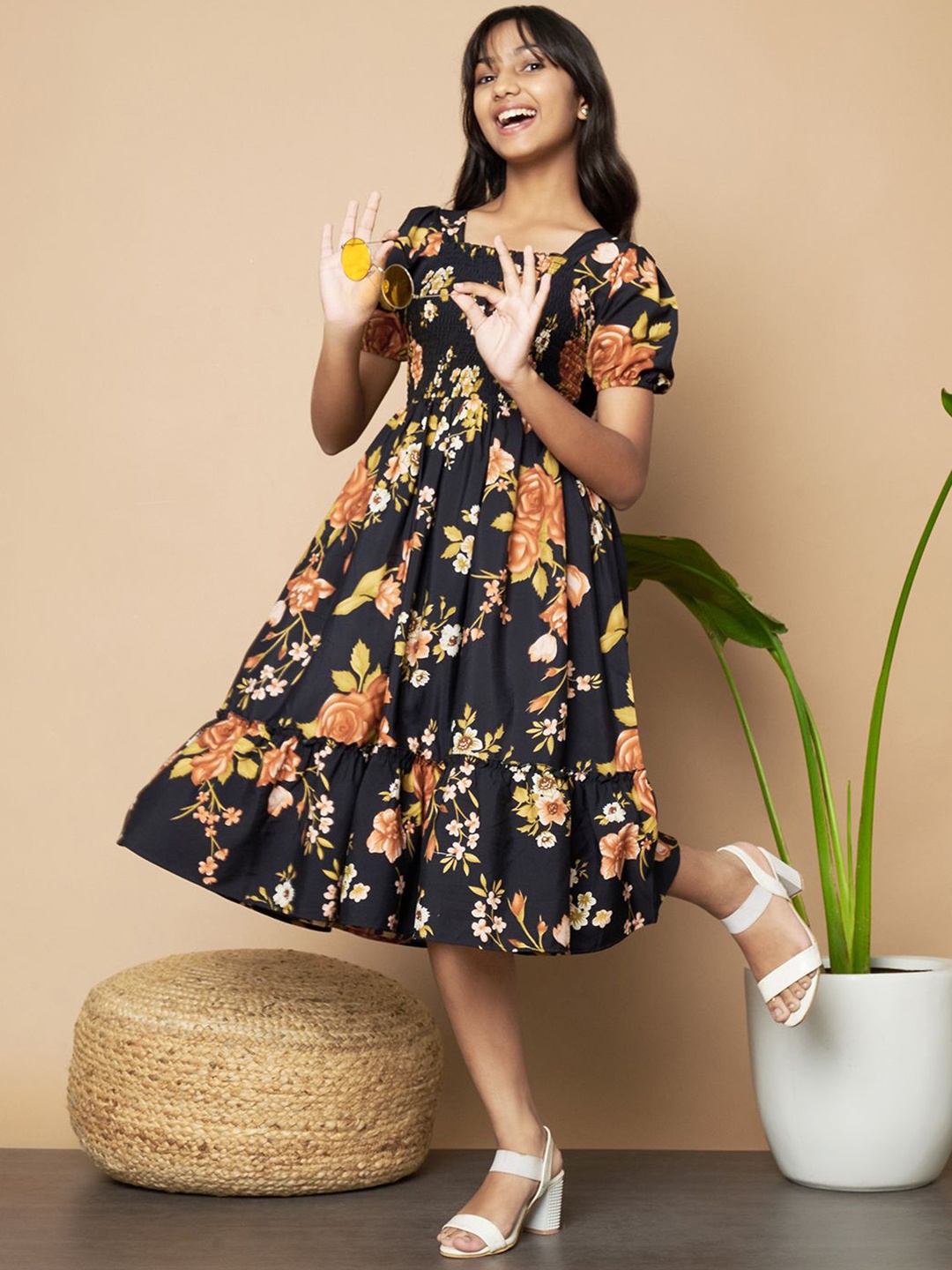 

ZWERLON Girls Floral Print Puff Sleeve Smocked Fit And Flared Midi Dress, Black