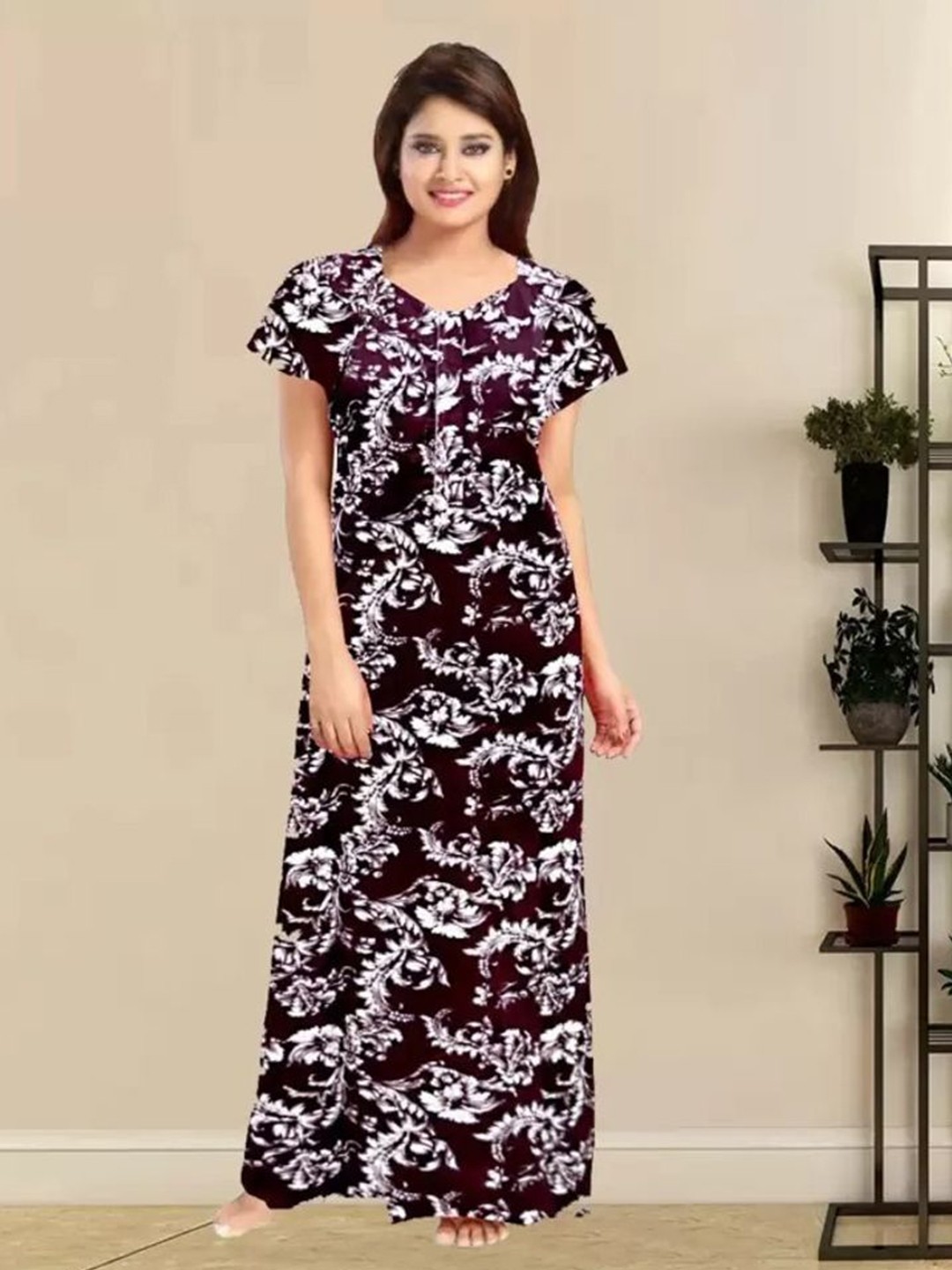 

PR PINK ROYAL Women Printed Pure Cotton Maxi Nightdress, Maroon
