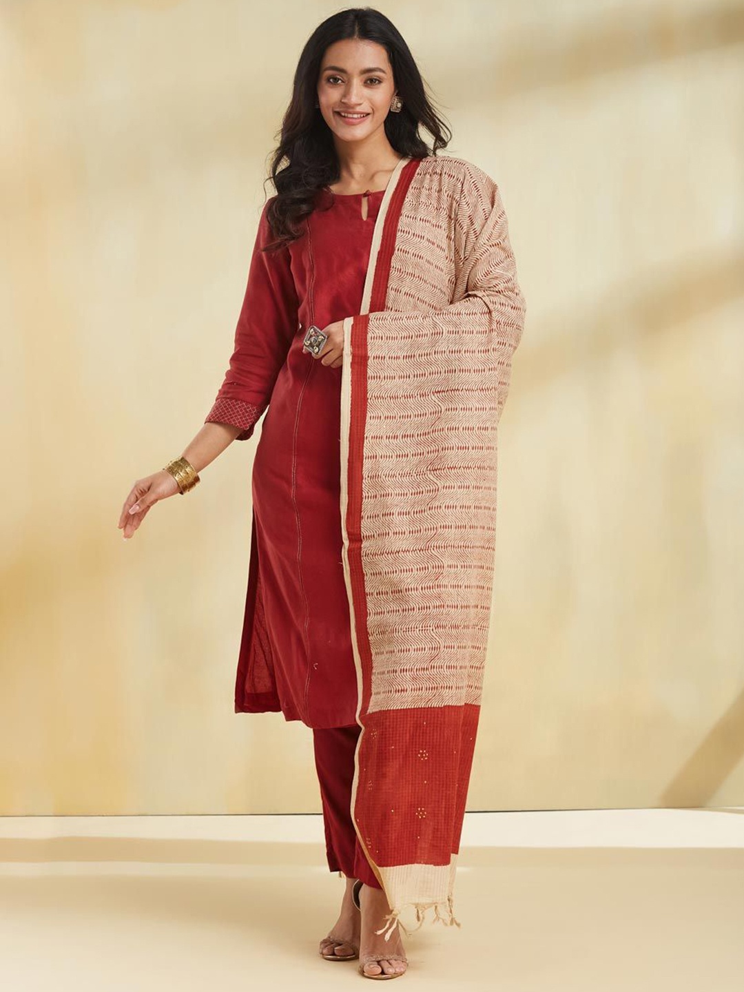 

Fabindia Abstract Printed Cotton Block Print Technique Dupatta, Beige