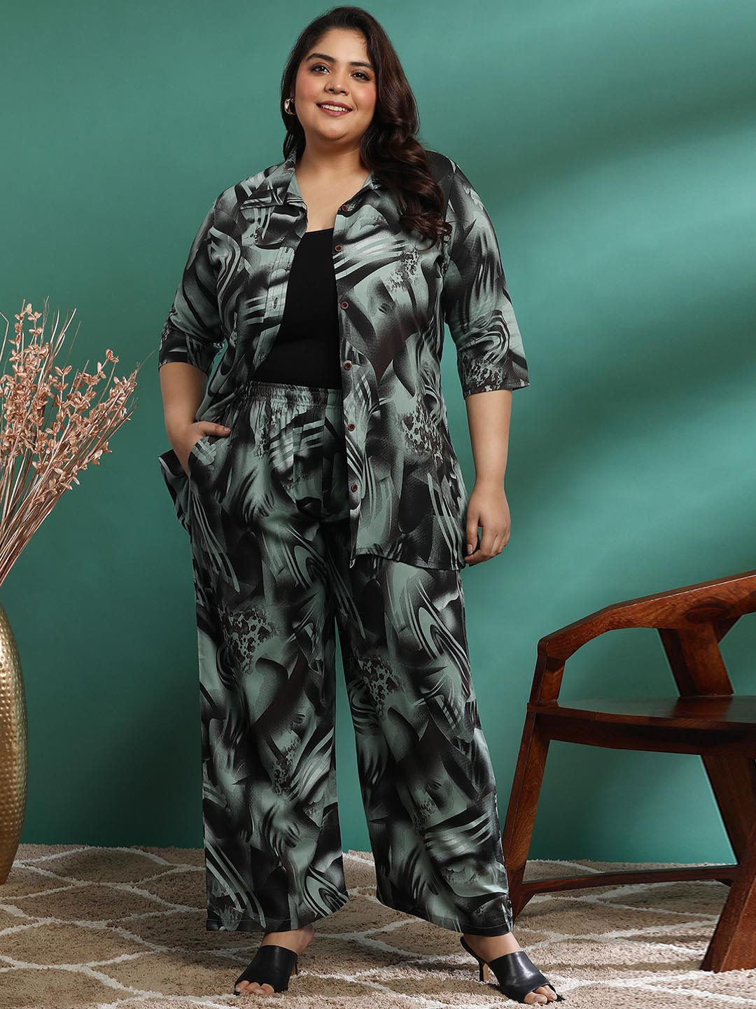 

KALINI Plus Size Abstract Printed Pure Cotton Shirt With Palazzo, Green