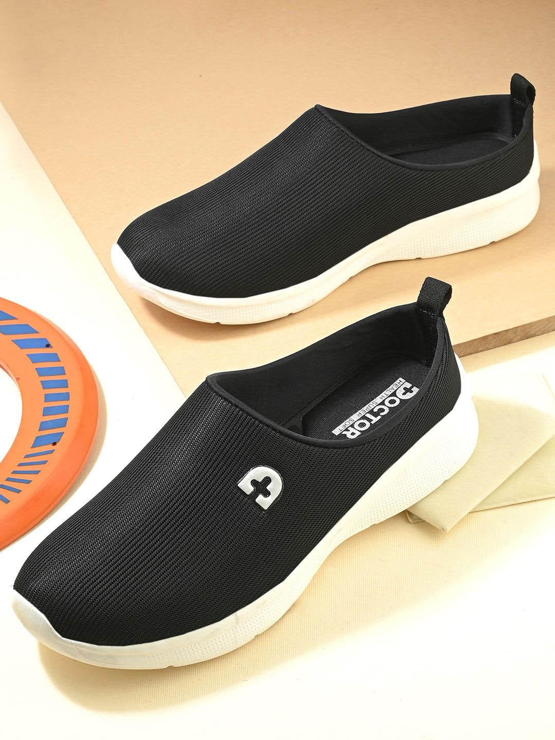 

DOCTOR HEALTH SUPER SOFT Men Slip-On Sneakers, Black