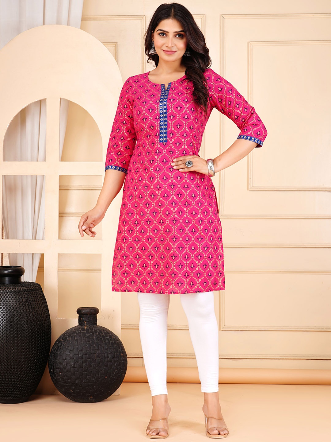 

Moajaza Floral Printed Notch Neck Straight Pure Cotton Kurta, Pink