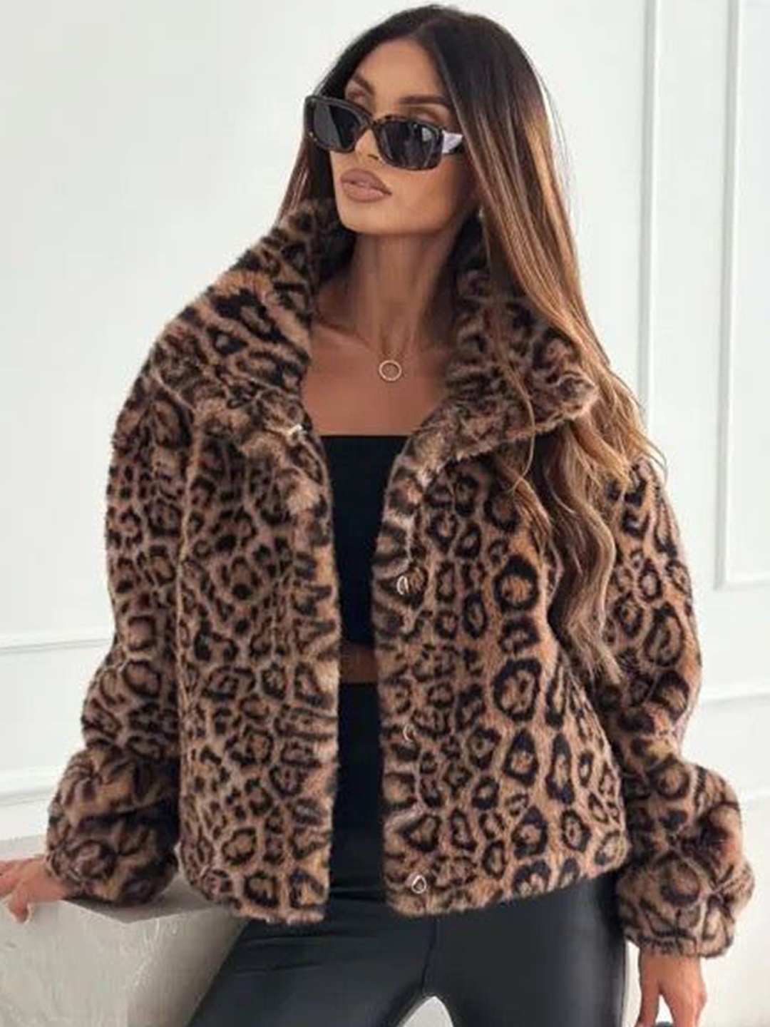 

Alamode By Akanksha Beige and Black Premium Leopard Soft Fur Jacket