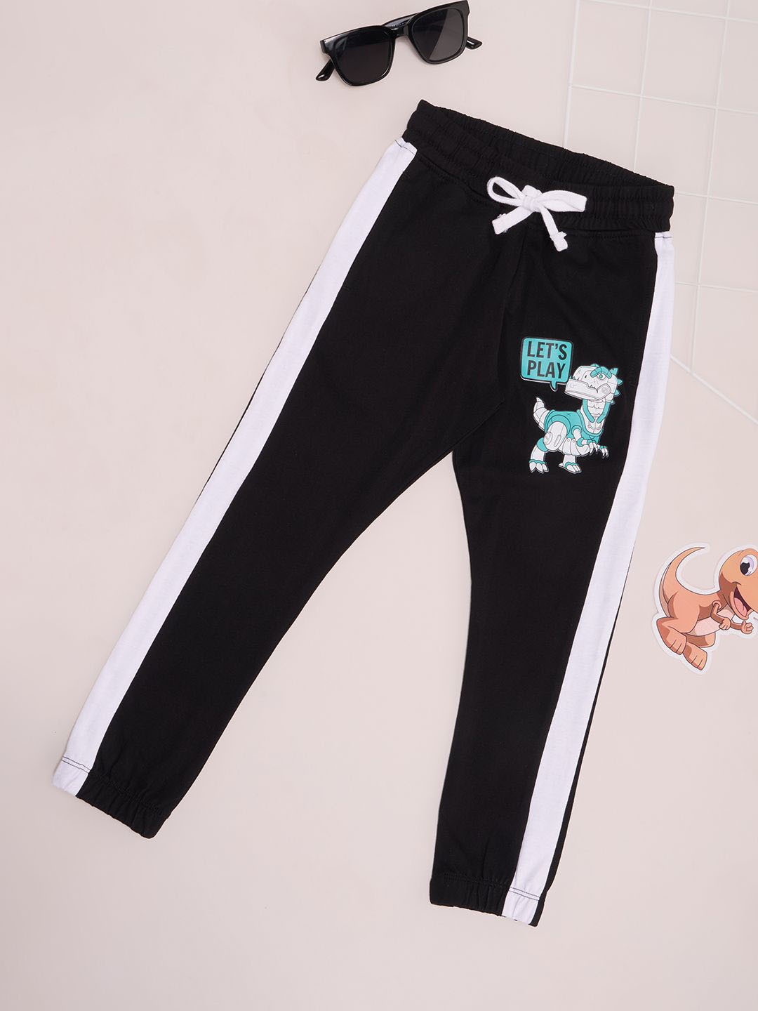 

Pantaloons Junior Boys Printed Pure Cotton Mid Rise Joggers, Black