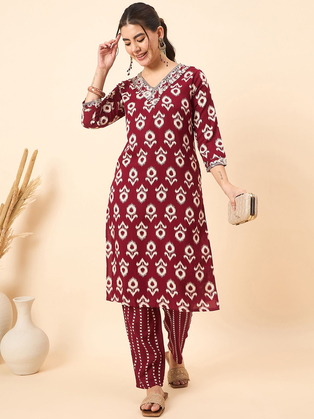 

Anouk Maroon Ethnic Motifs Printed V-Neck Pure Cotton Kurta With Trouser
