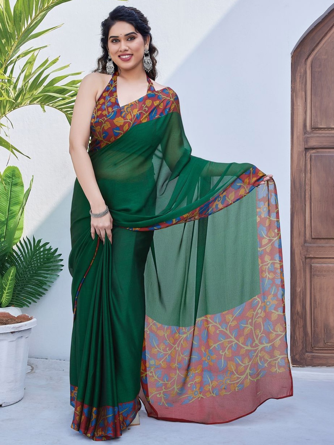 

KALINI Women Green Floral Printed Saree