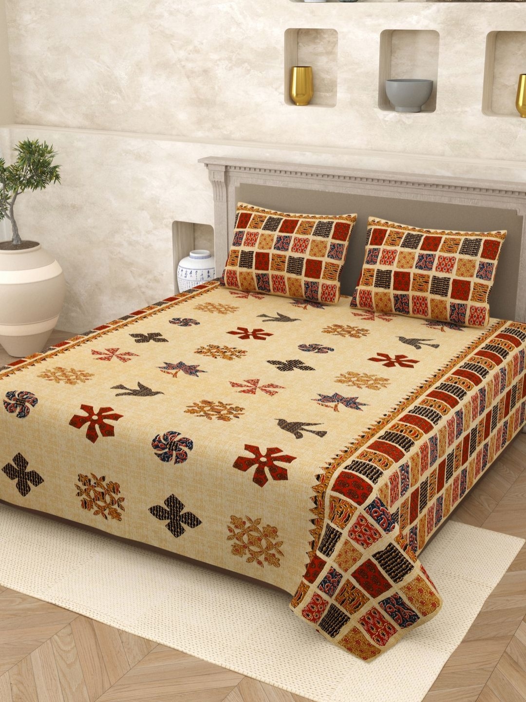 

Myntra Elegant Homes Brown & Red 210 TC Queen Bedsheet with 2 Pillow Covers 220 x 265 cm