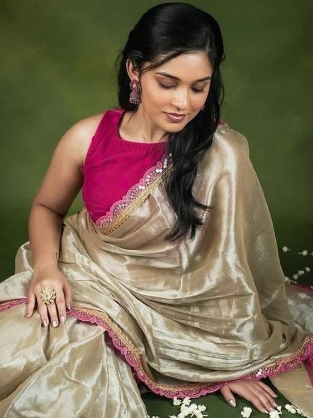 

SANJANA SILK Embroidered Tissue Maheshwari Saree, Beige