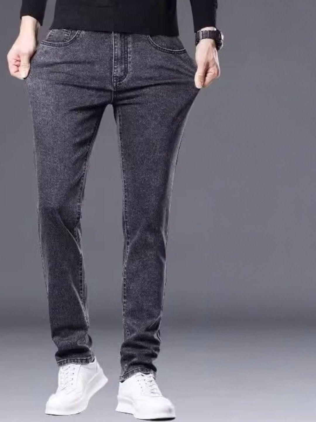 

HERE&NOW Men Charcoal Slim Fit Mid-Rise Jeans