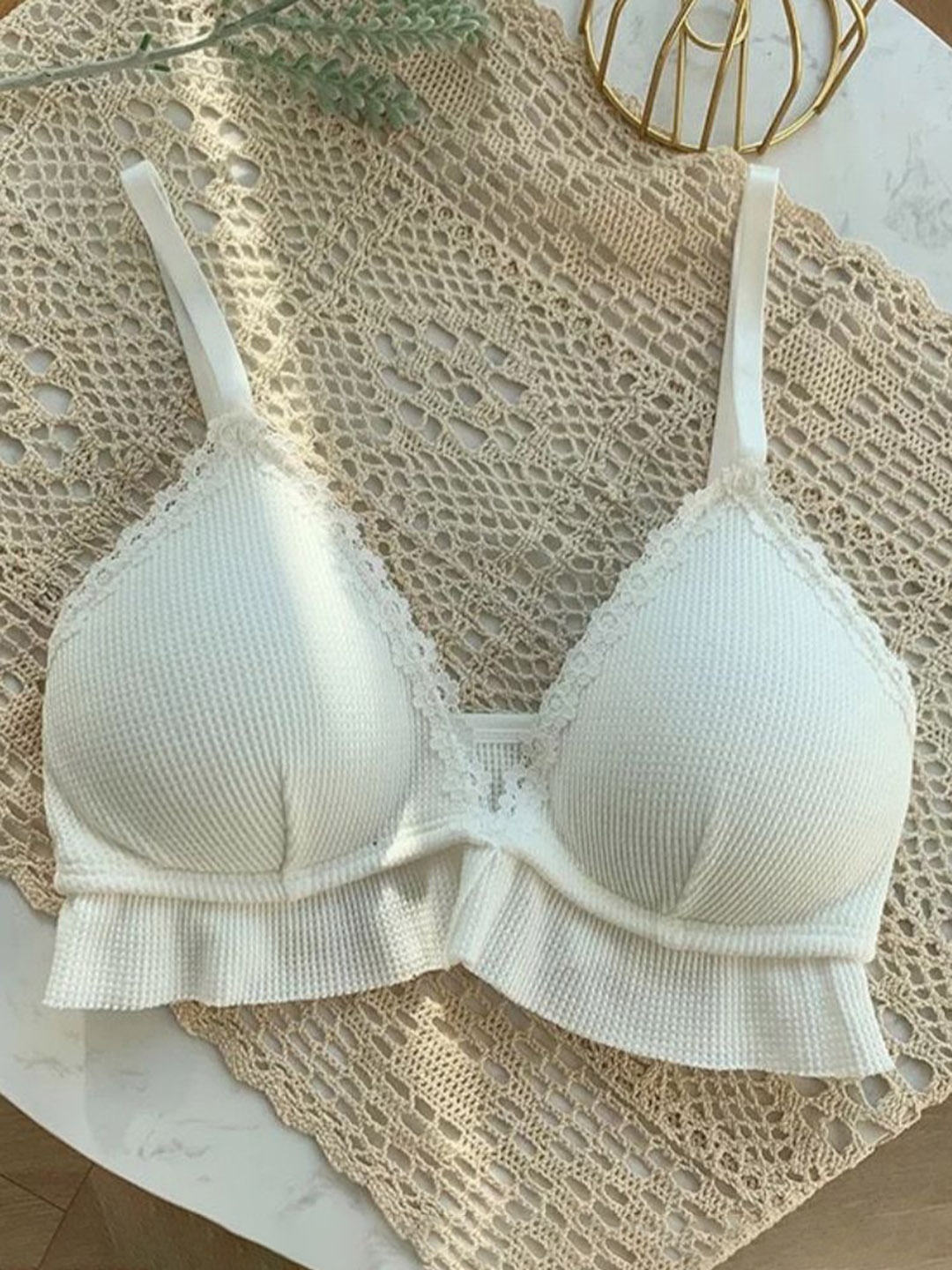 

MADE FOR HER LABEL Women Cotton Push-Up Seamless Lightly Padded Bra, White