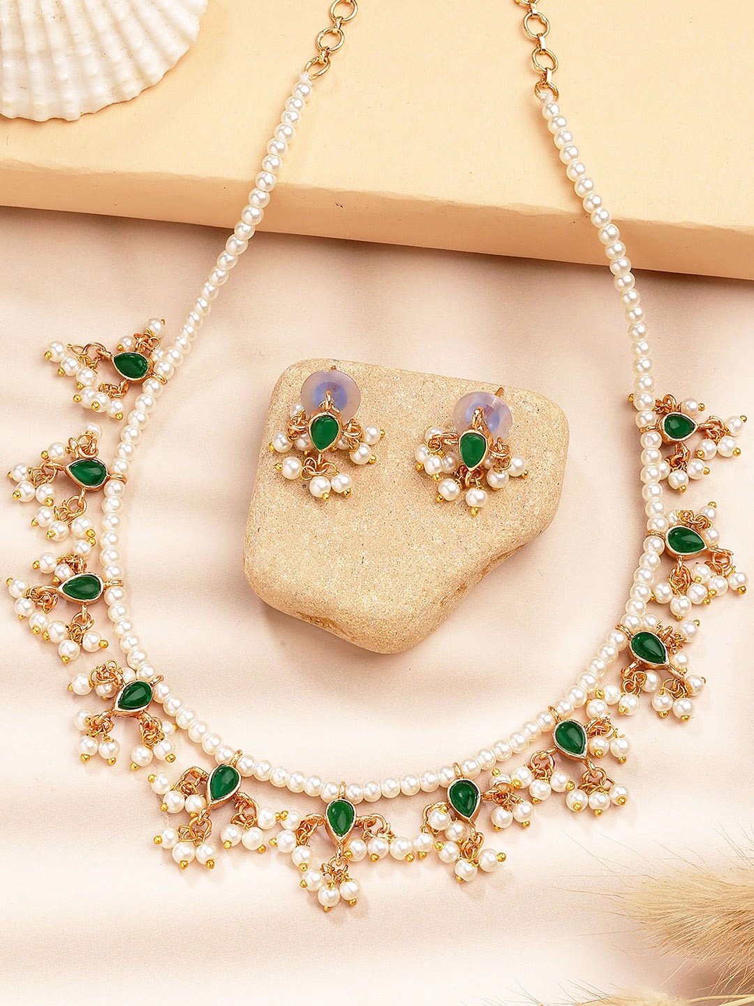 

KARATCART Gold Plated Stone Studded Reversible Necklace and Earrings