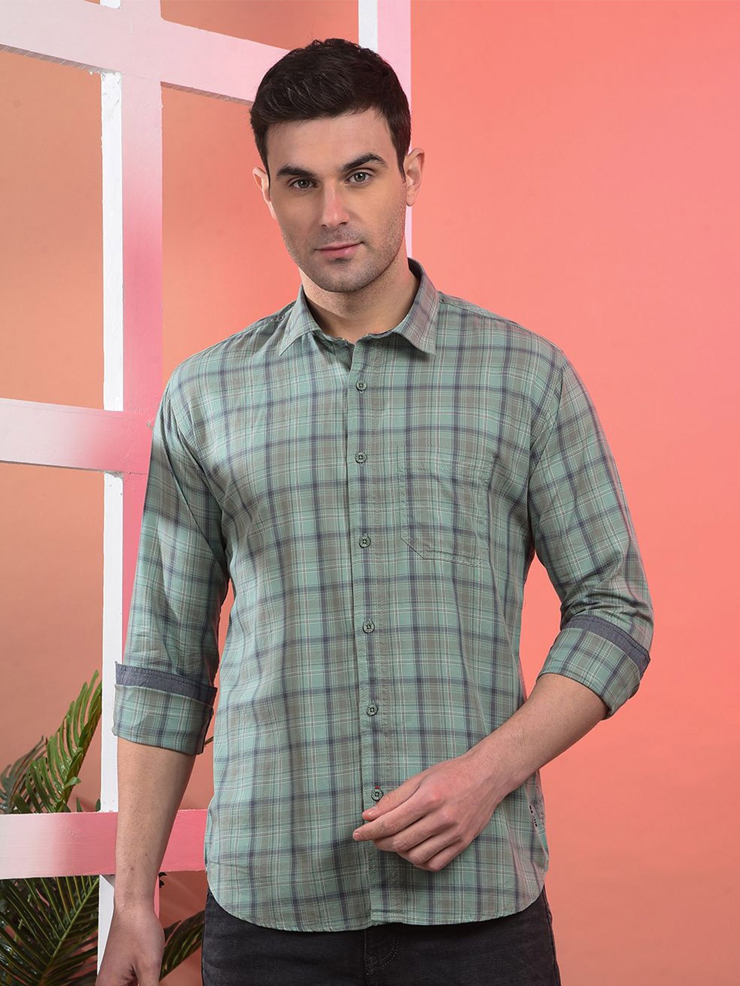 

COBB Men Spread Collar Checked Cotton Casual Shirt, Green