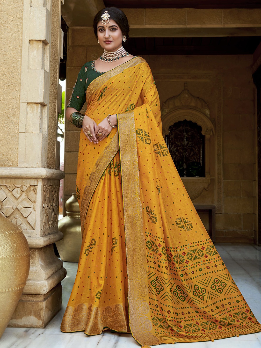 

A.V.M. SILK MILLS Bandhani Zari Pure Georgette Saree, Yellow
