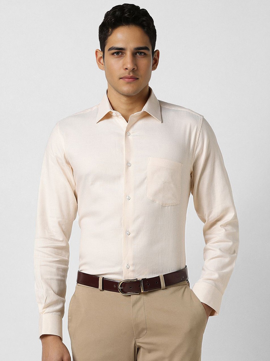 

Van Heusen Men Regular Fit Spread Collar Textured Cotton Formal Shirt, Beige