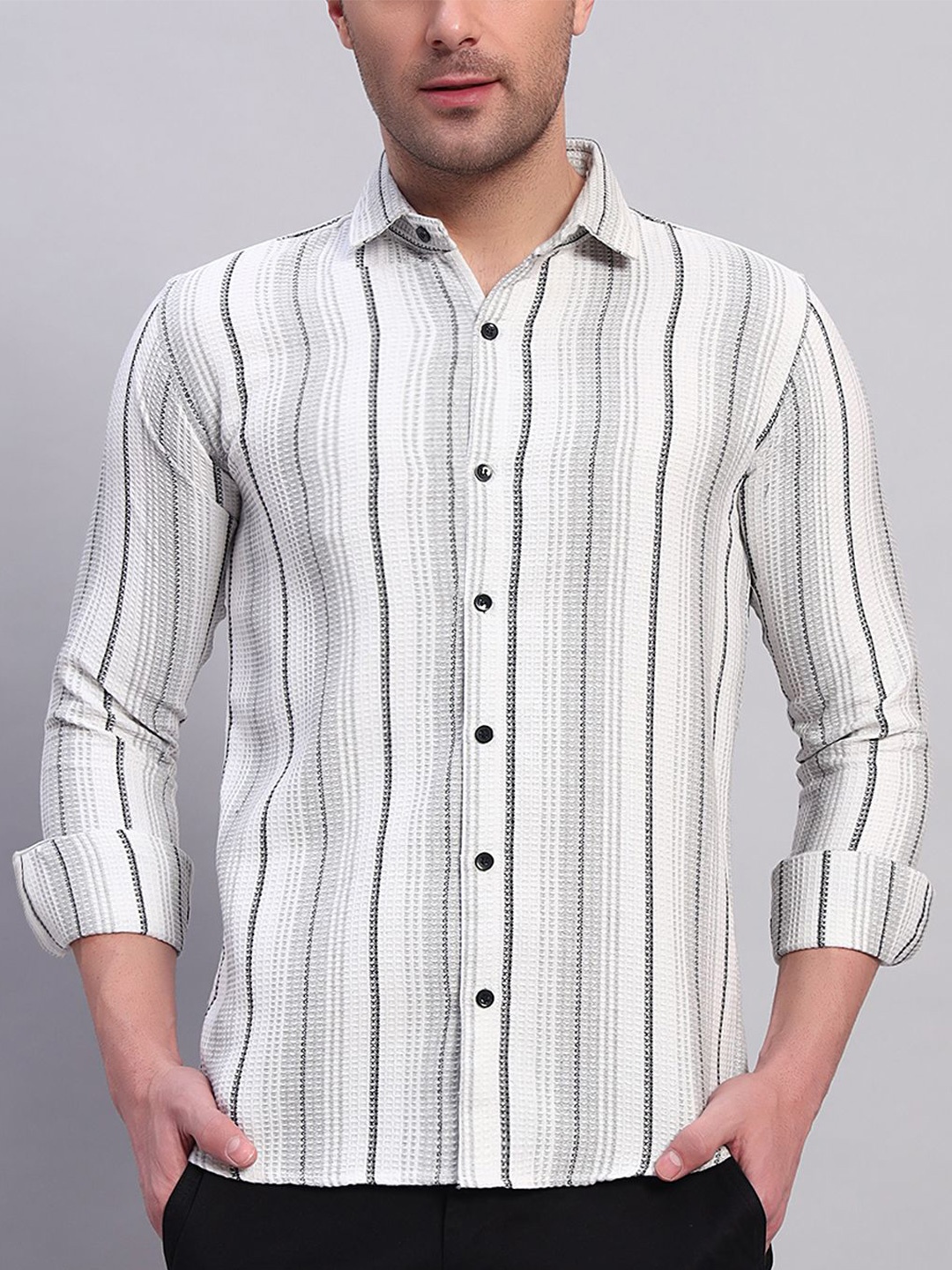 

YOUTH FIRST Men Premium Fit Spread Collar Vertical Striped Casual Shirt, White
